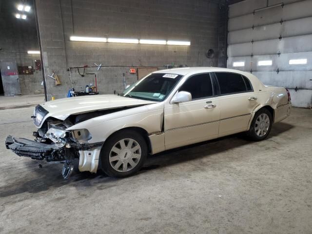 Lincoln Town Car