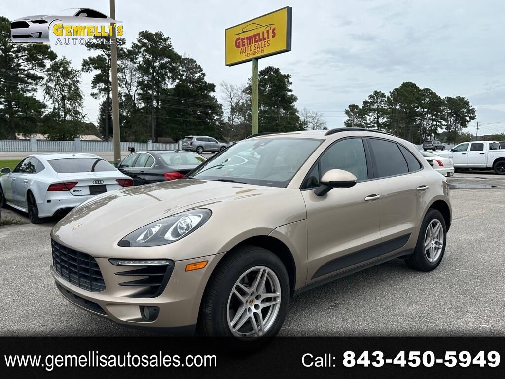 2017 PORSCHE Macan