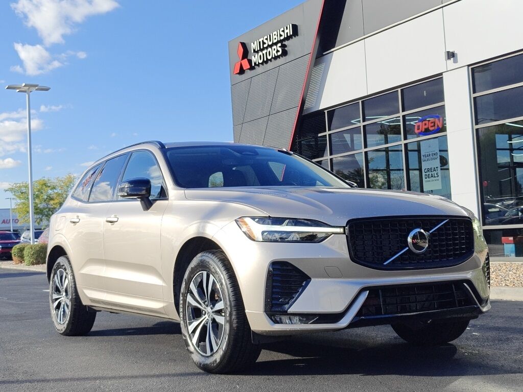 2025 VOLVO XC60