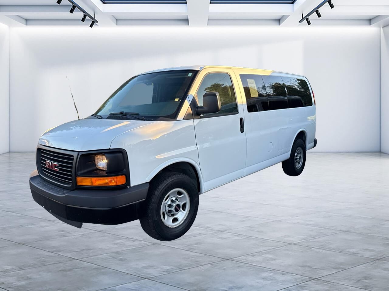 2016 GMC Savana