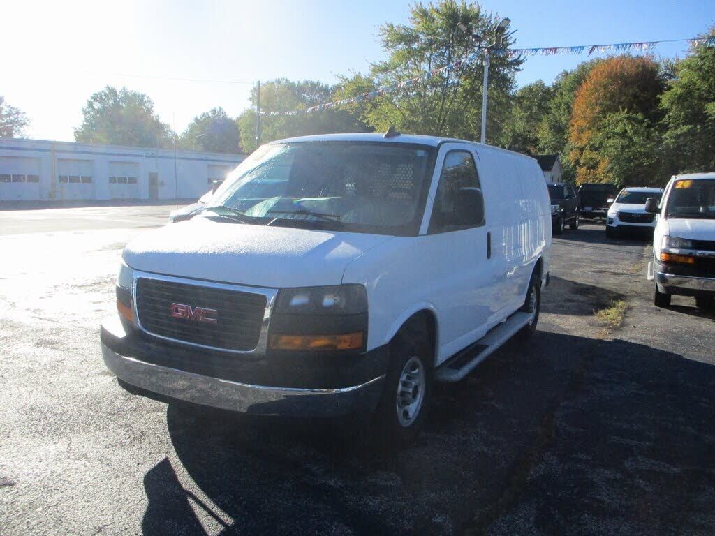 2024 GMC Savana