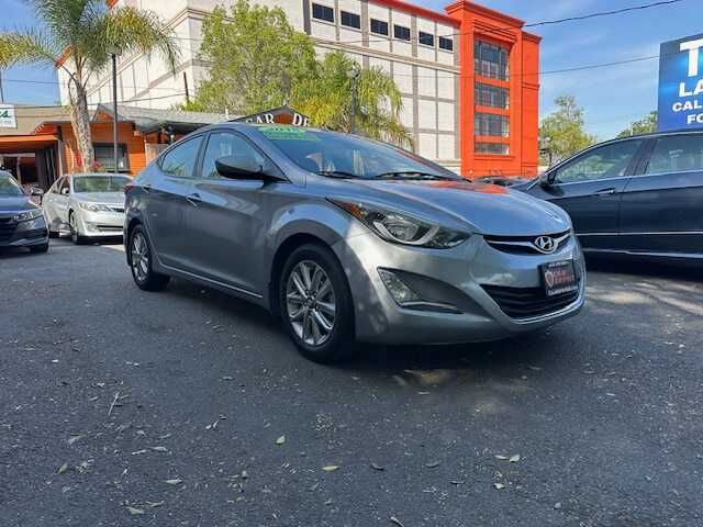 2015 HYUNDAI Elantra