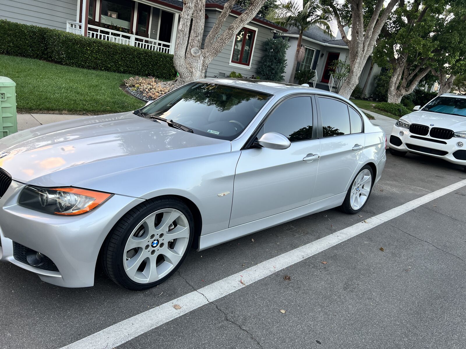 BMW 335i