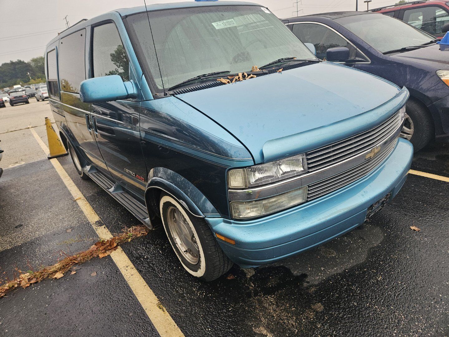 Chevrolet Astro Van