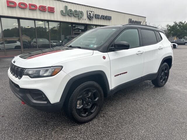 2023 JEEP Compass