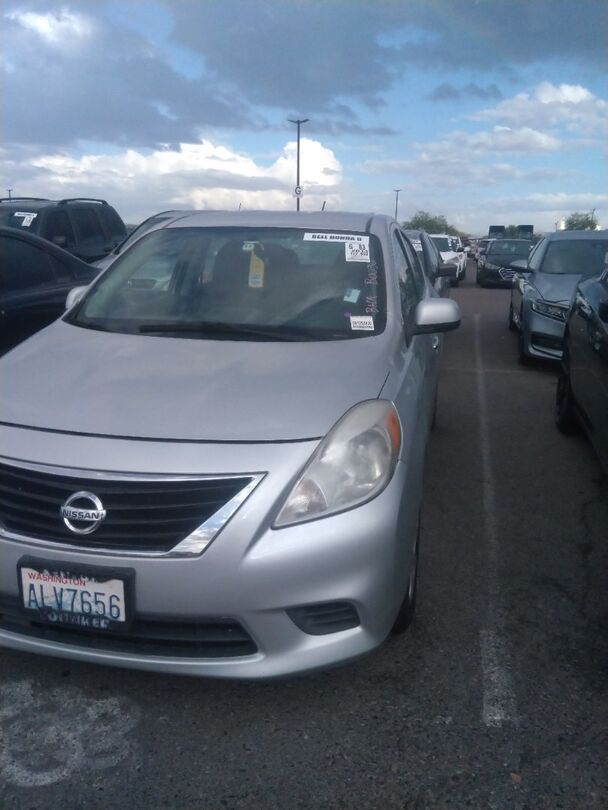 Nissan Versa