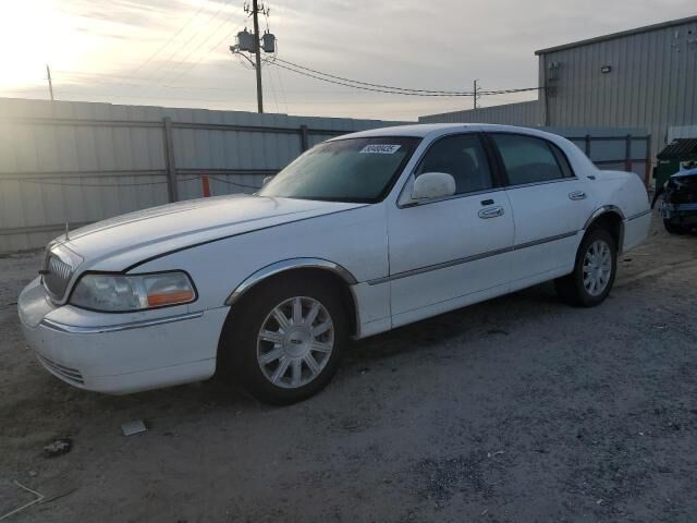 Lincoln Town Car