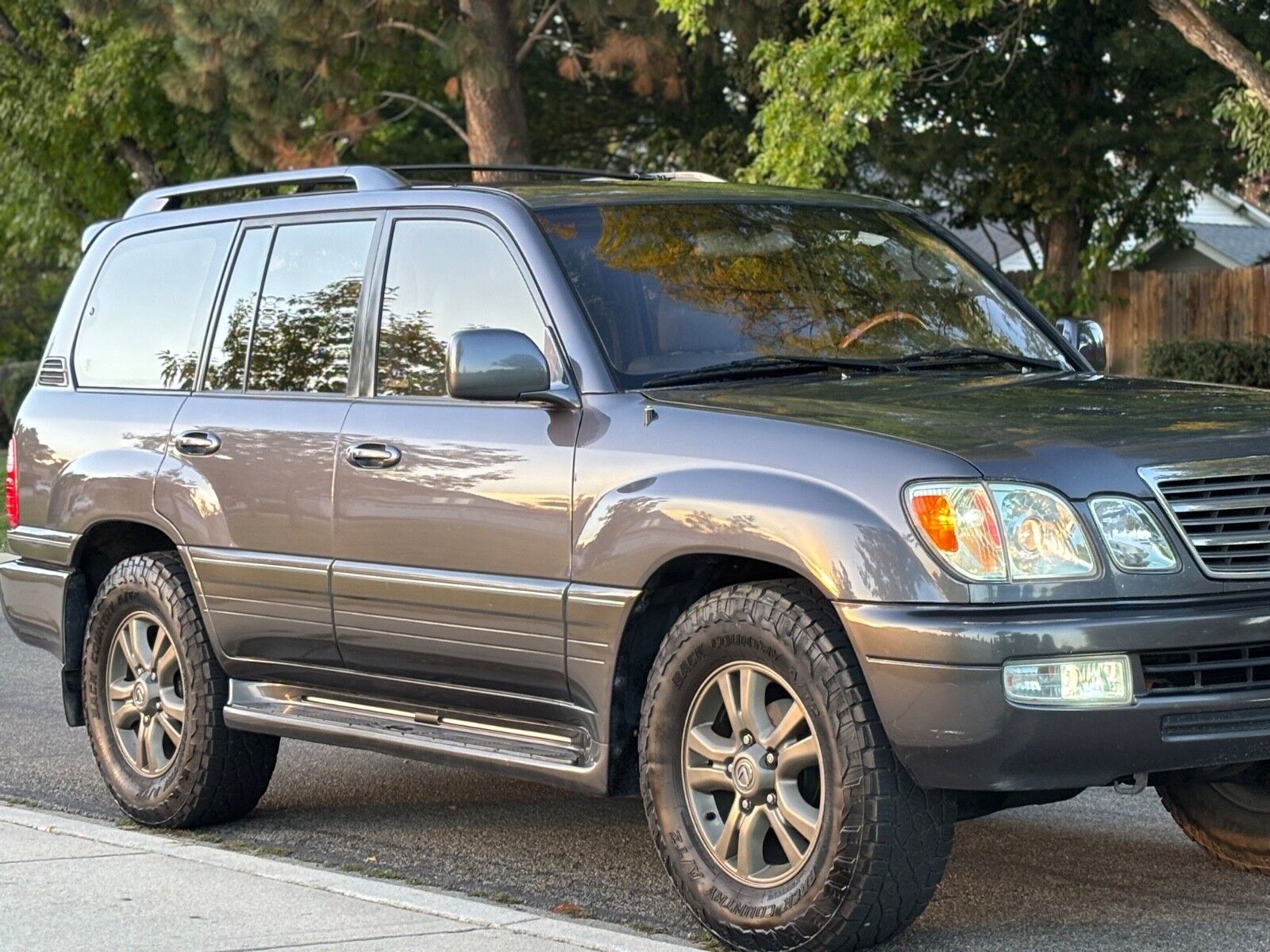 Lexus LX