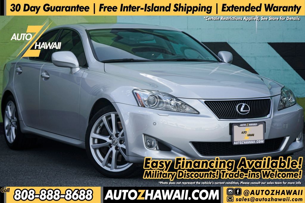 Lexus IS