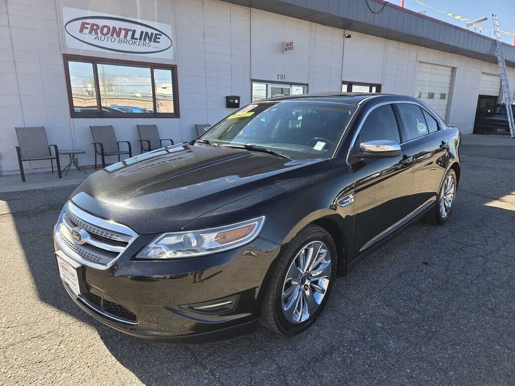 Ford Taurus
