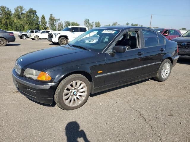BMW 323i