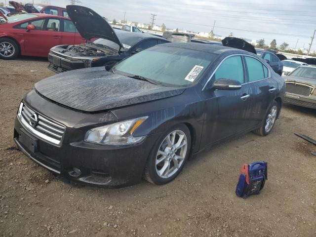 Nissan Maxima