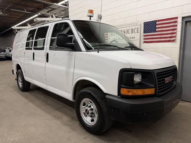 GMC Savana