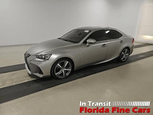 2019 LEXUS IS