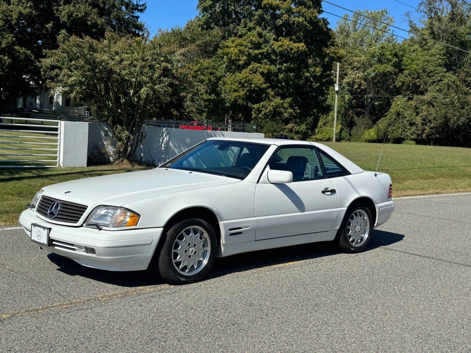 Mercedes-Benz SL-Class
