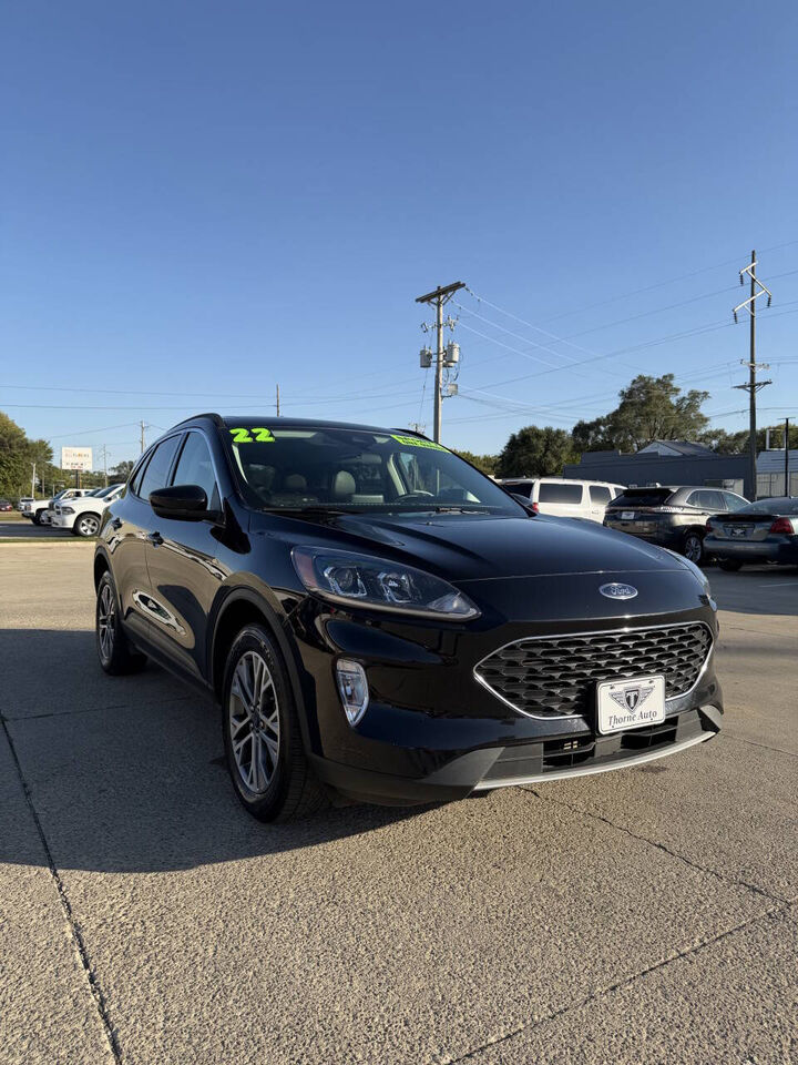 2022 FORD Escape