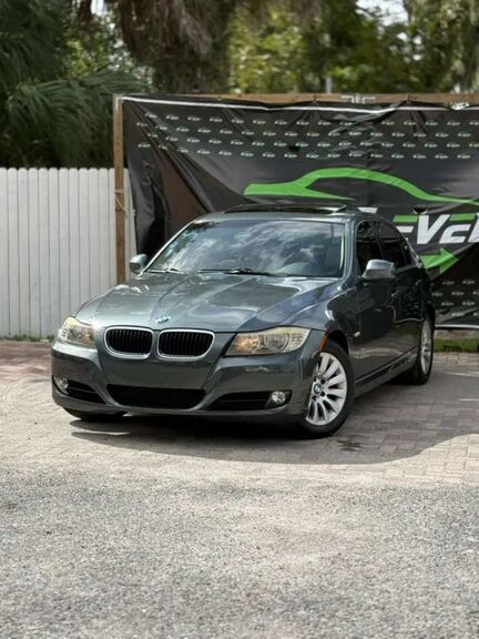 BMW 328i