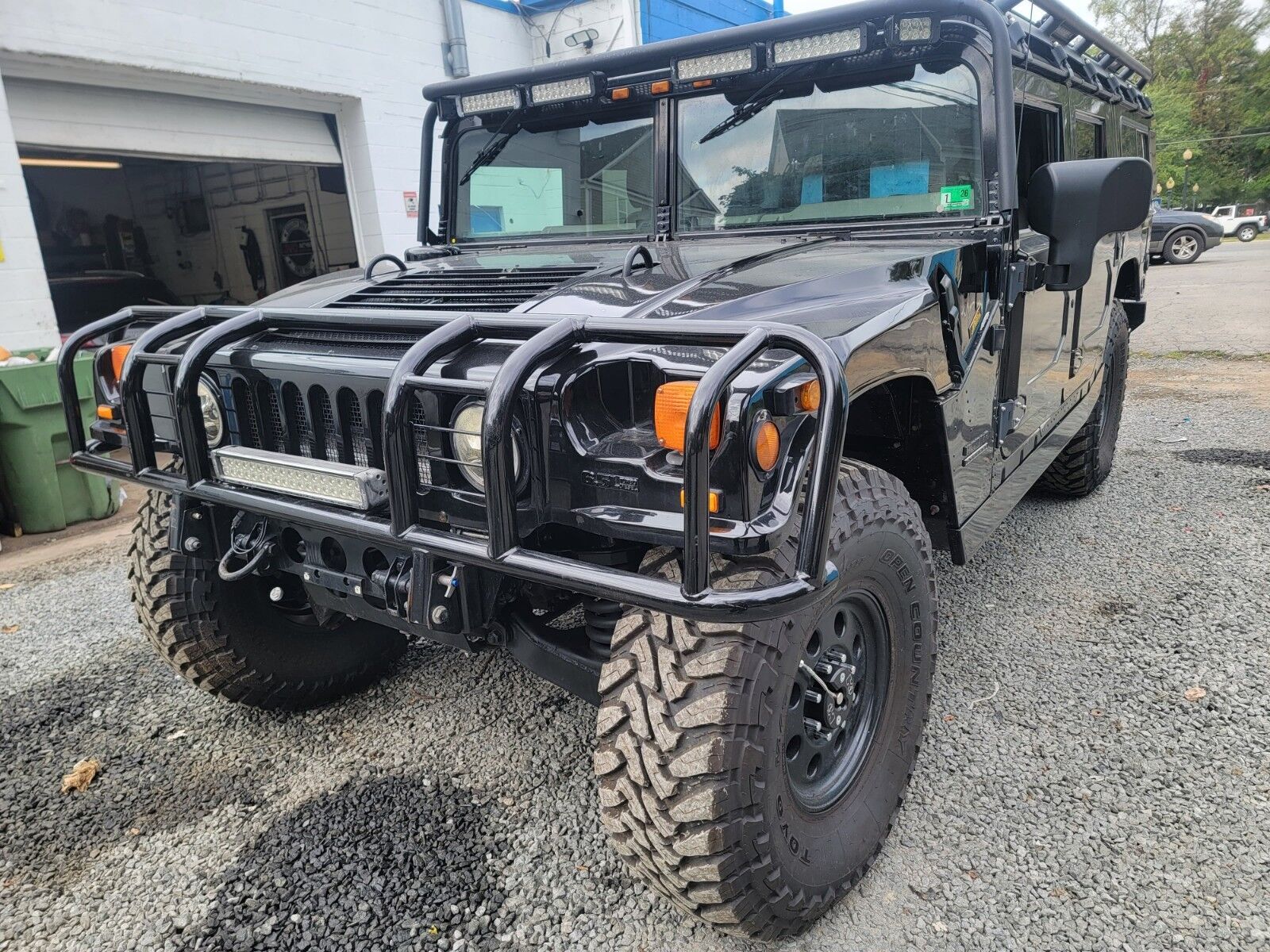 HUMMER H1