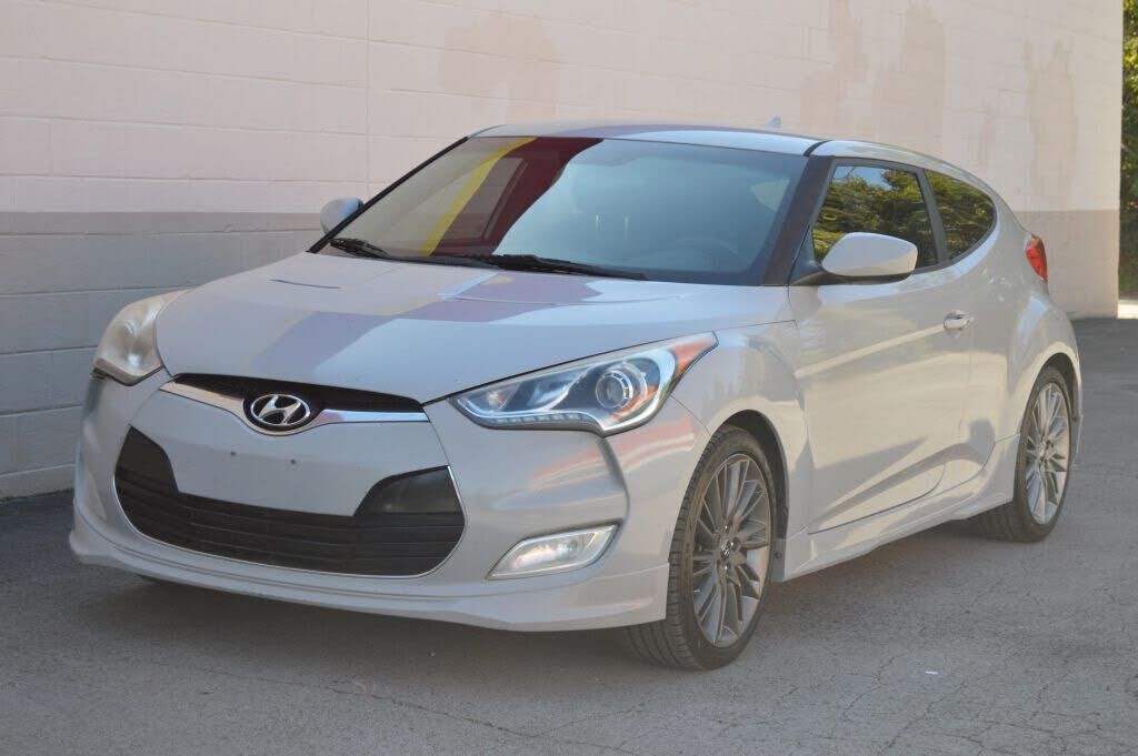 Hyundai Veloster