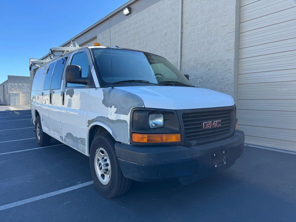 GMC Savana