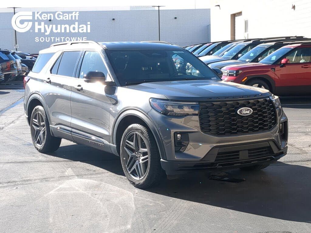 2025 FORD Explorer