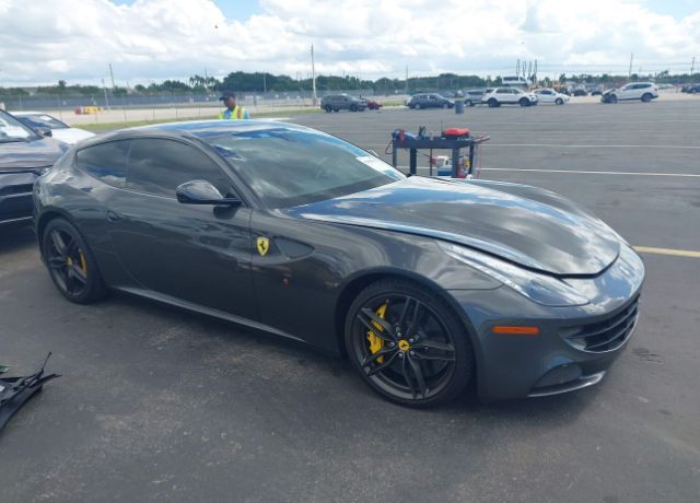 Ferrari FF