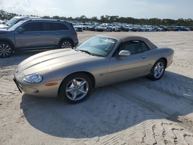 Jaguar XK8