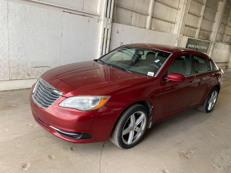 Chrysler 200