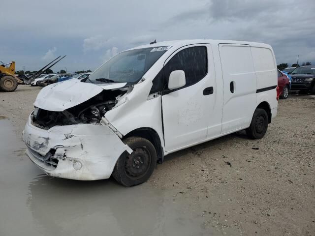 Nissan NV200