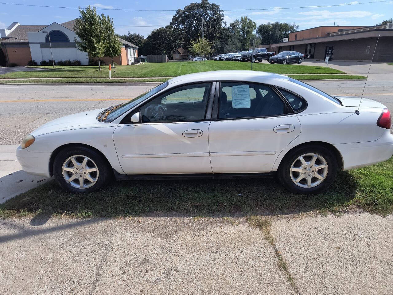 Ford Taurus