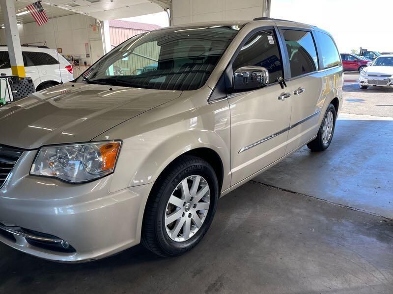 Chrysler Town and Country