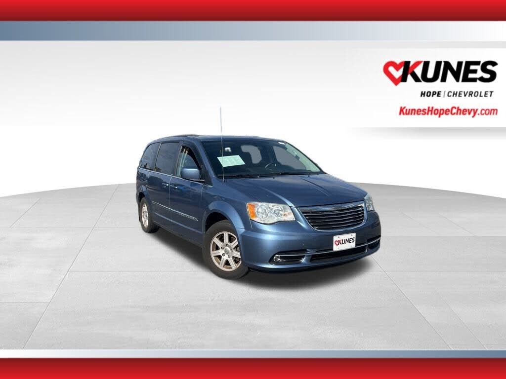 Chrysler Town and Country