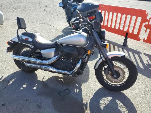 Honda VT750 (Shadow Phantom)