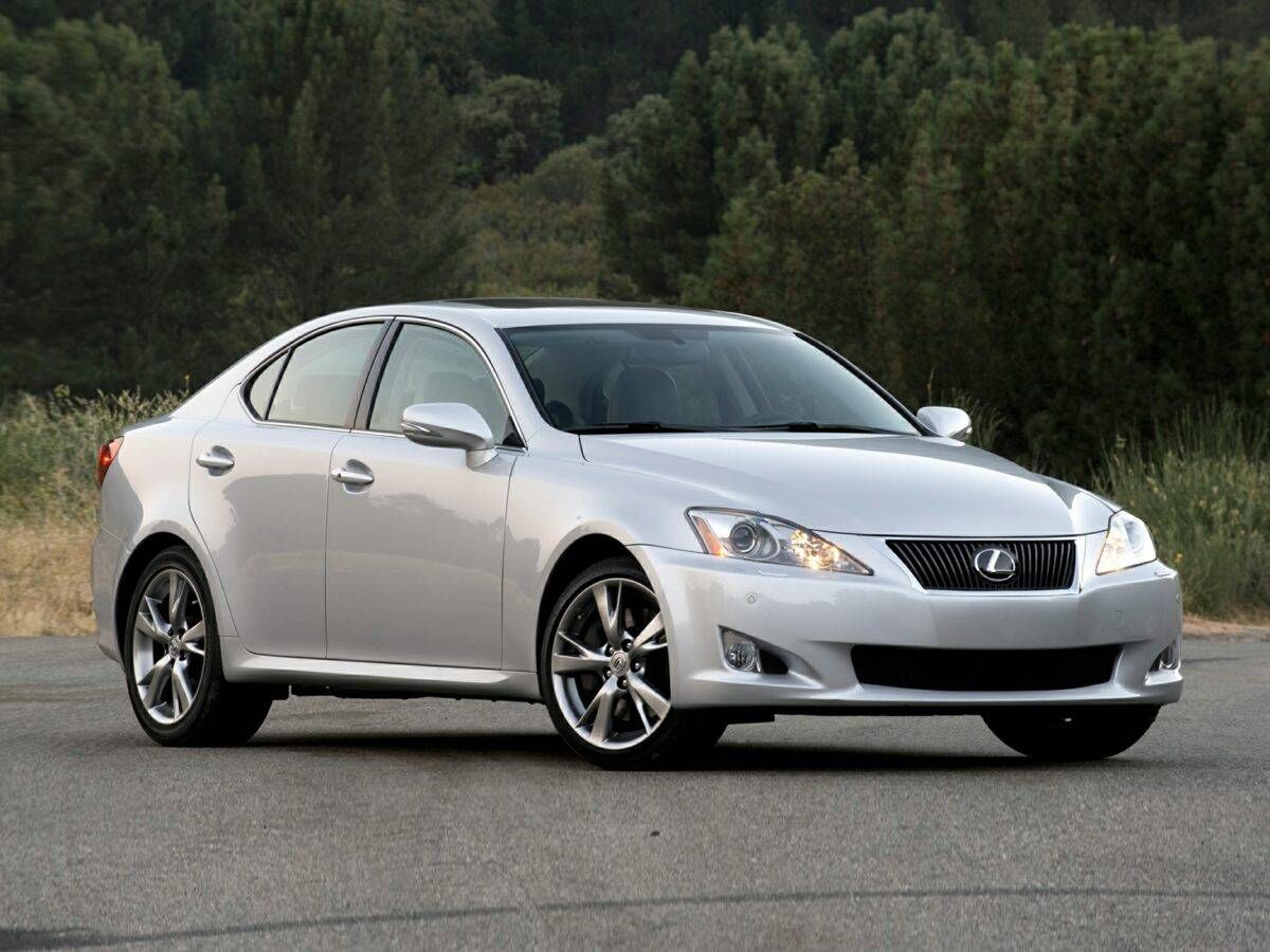Lexus IS