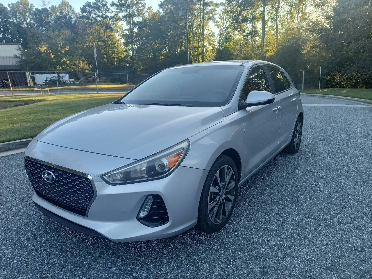 2019 HYUNDAI Elantra GT