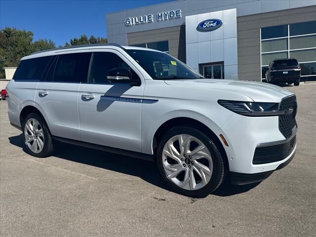 2025 LINCOLN Navigator