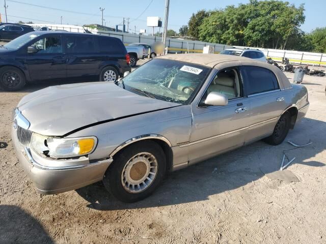 Lincoln Town Car