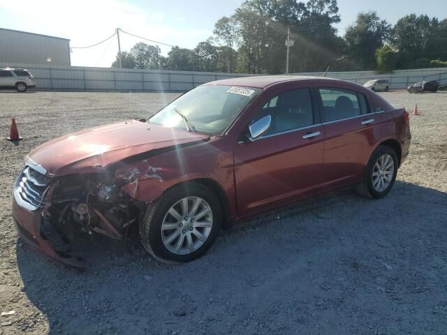 Chrysler 200