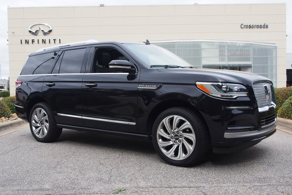2024 LINCOLN Navigator