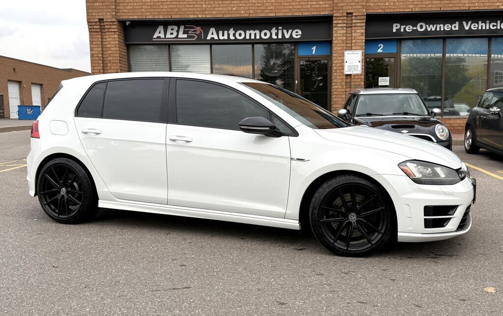 Volkswagen Golf R
