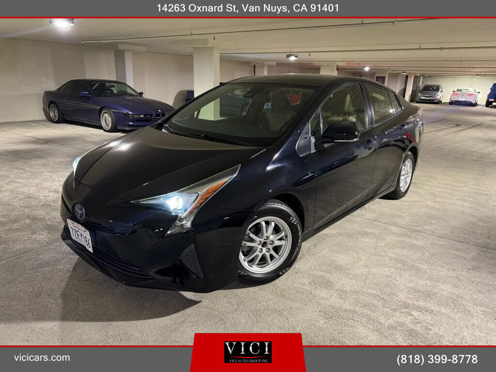 2017 TOYOTA PRIUS