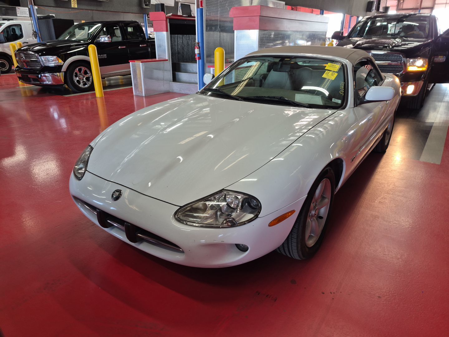Jaguar XK8
