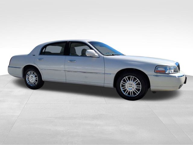 Lincoln Town Car