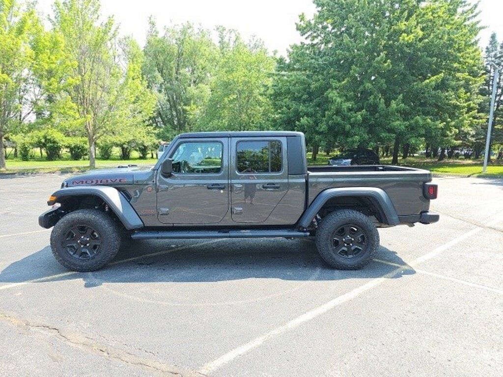 2022 JEEP Gladiator