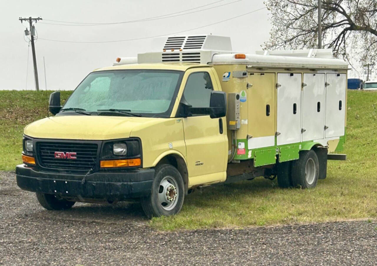 GMC Savana
