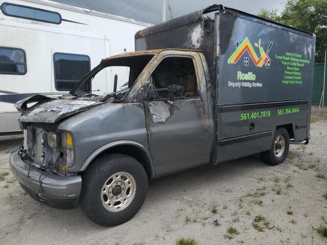 GMC Savana