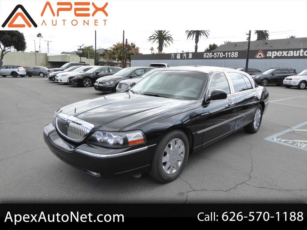 Lincoln Town Car