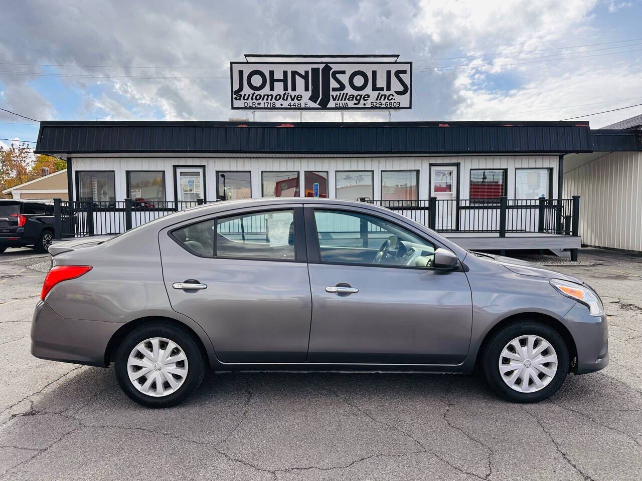 Nissan Versa
