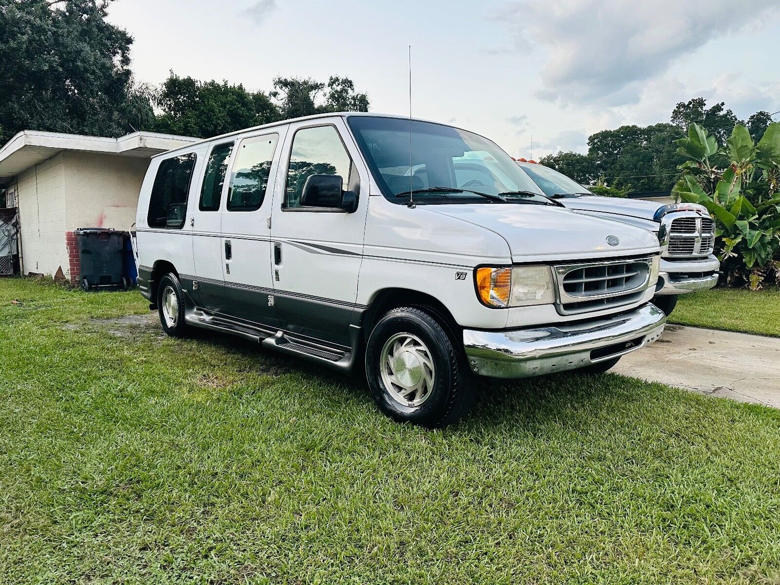 Ford E-150