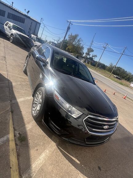 Ford Taurus